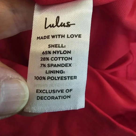 NWT Lulus Hot Red Mini Dress With Spaghetti Straps and Cut Out Middle Size S - Picture 8 of 10